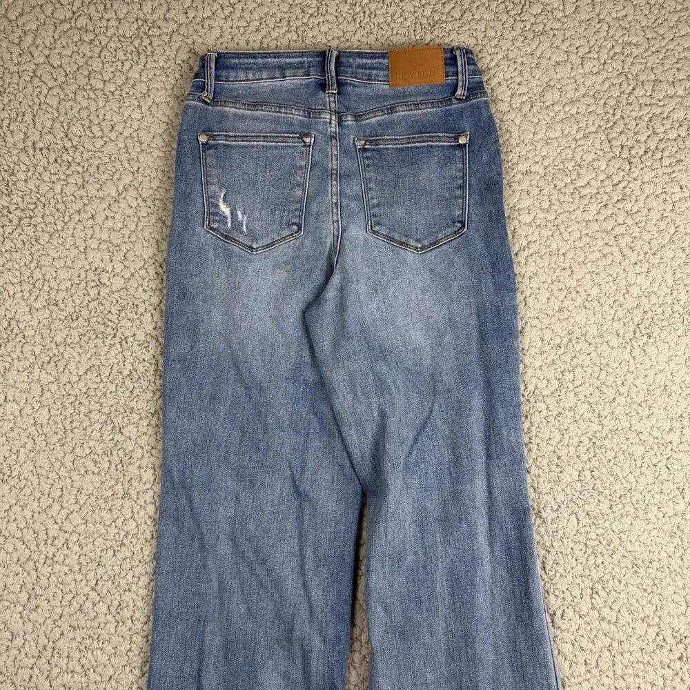 Judy Blue 90s Straight Fit Jeans Women’s Size 7/28 Distressed Light Wash Denim